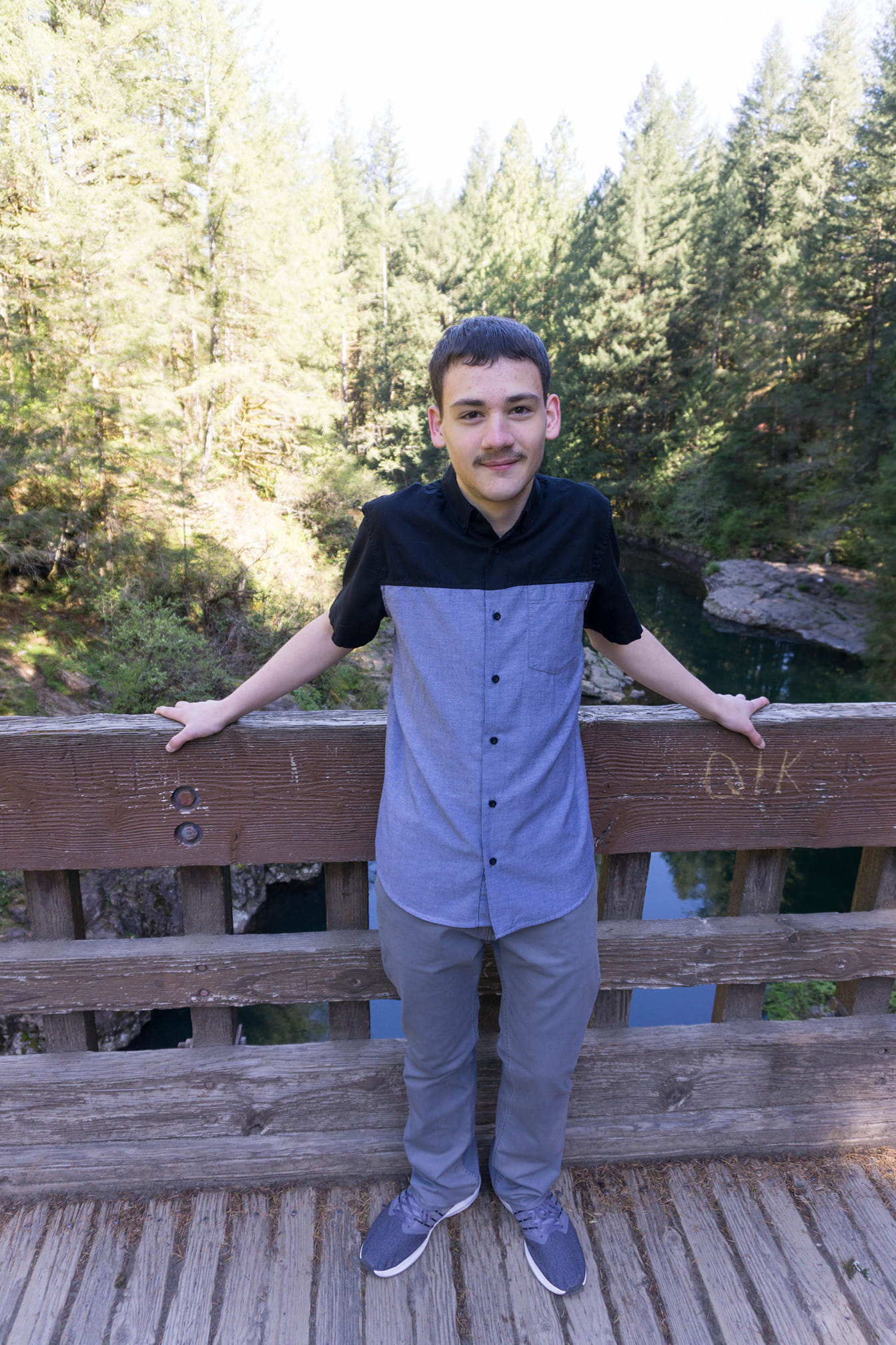 Full senior photo of me